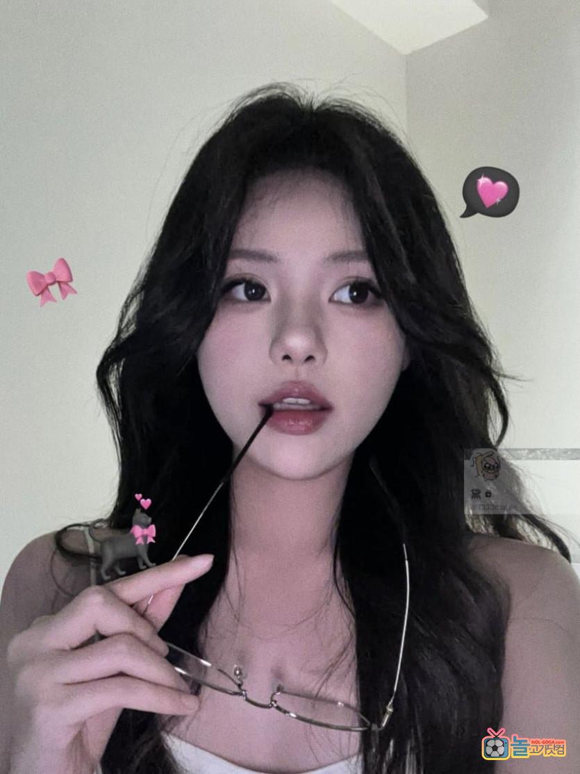 와꾸 좀 되는 년들