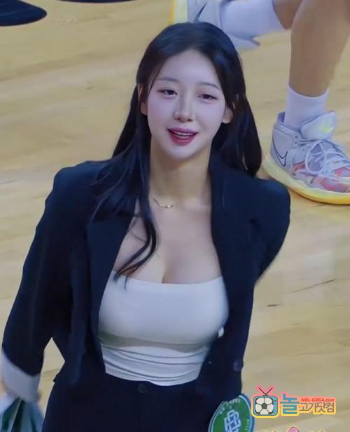 우수한 치어리더
