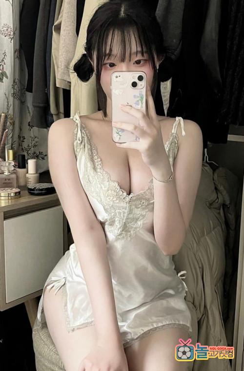 존나 터져버릴 꺼 같은 허벅지