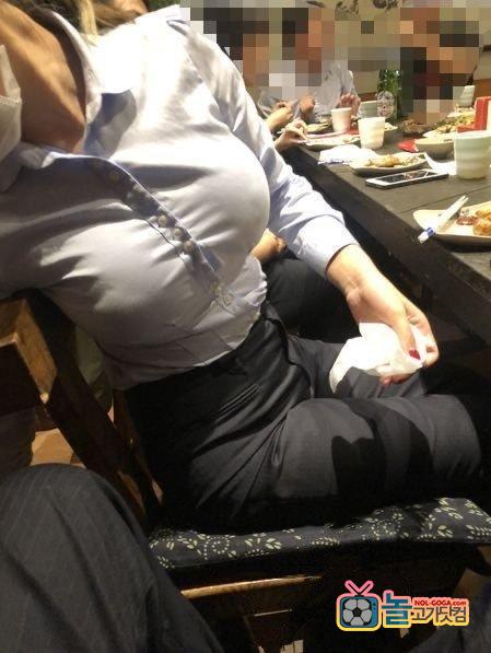 송년회에서 만난 경리누나