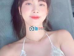 김한나 누워서 셀카