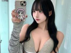 아가 얼굴에 몸매가....