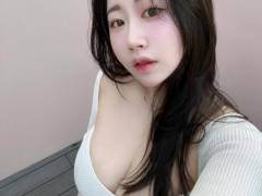 순둥한 얼굴에 그렇지 못한 몸매