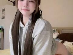 침대 위 내 장난감